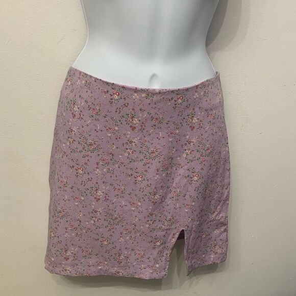 Princess Polly Hester 4 Women’s Mini Skirt Purple Floral Cut in Side Trend Lilac - Picture 5 of 8